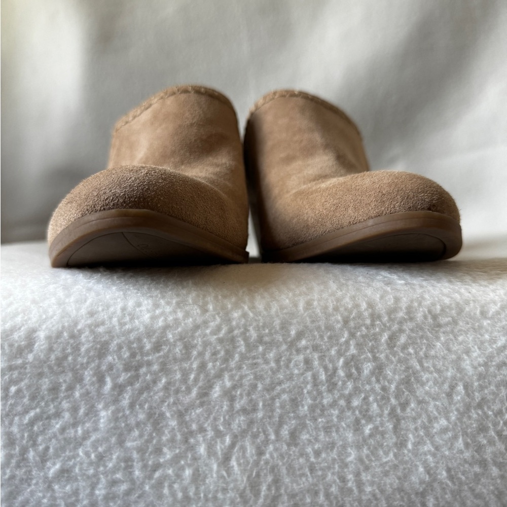 Franco Sarto Size 8 Women’s Beige/Tan Suede Heeled Mules - Picture 3 of 7